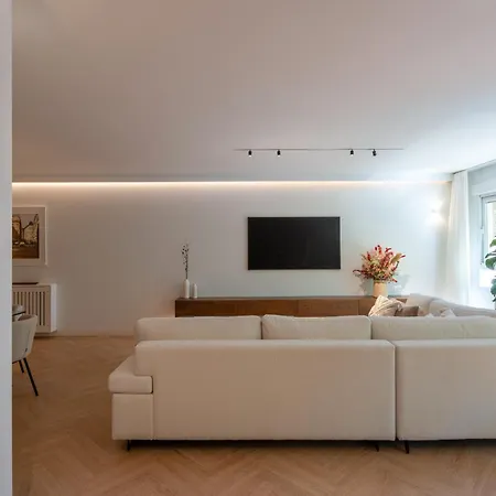 Carrera De La Virgen Boutique Apartment *