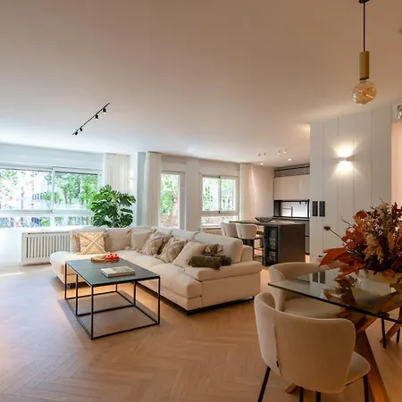 Apartment Carrera De La Virgen Boutique