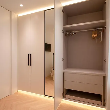 Apartment Carrera De La Virgen Boutique