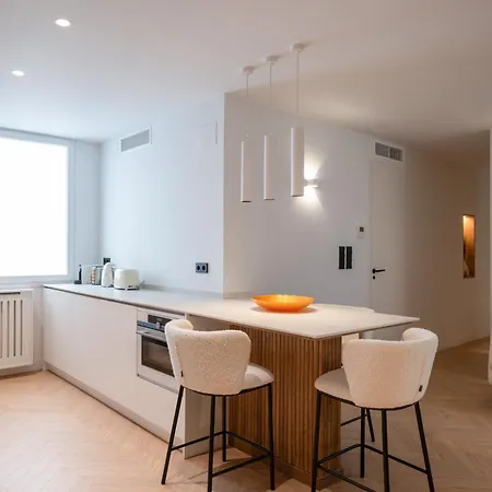 Apartment Carrera De La Virgen Boutique *
